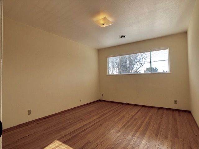 1401 Versailles #A