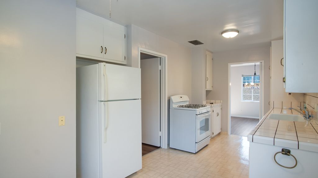 1624 Central Ave #C