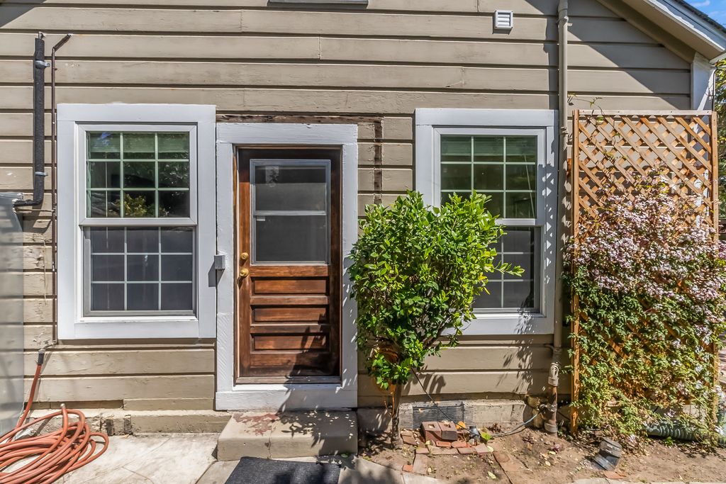 908 San Antonio Ave #B 