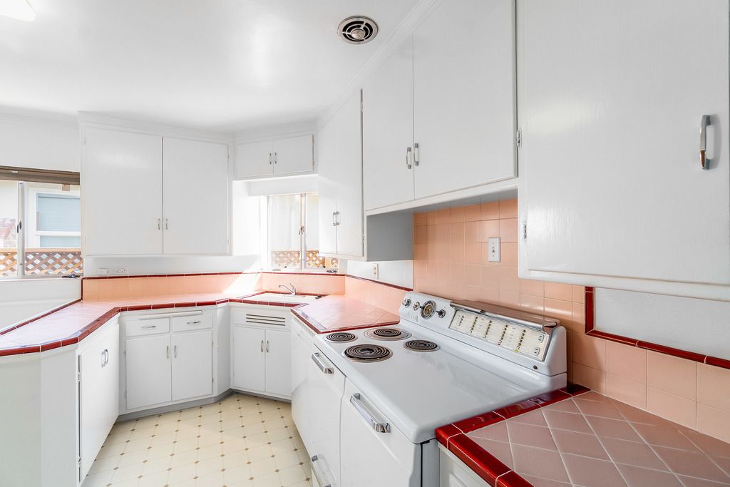 924 Pearl Street