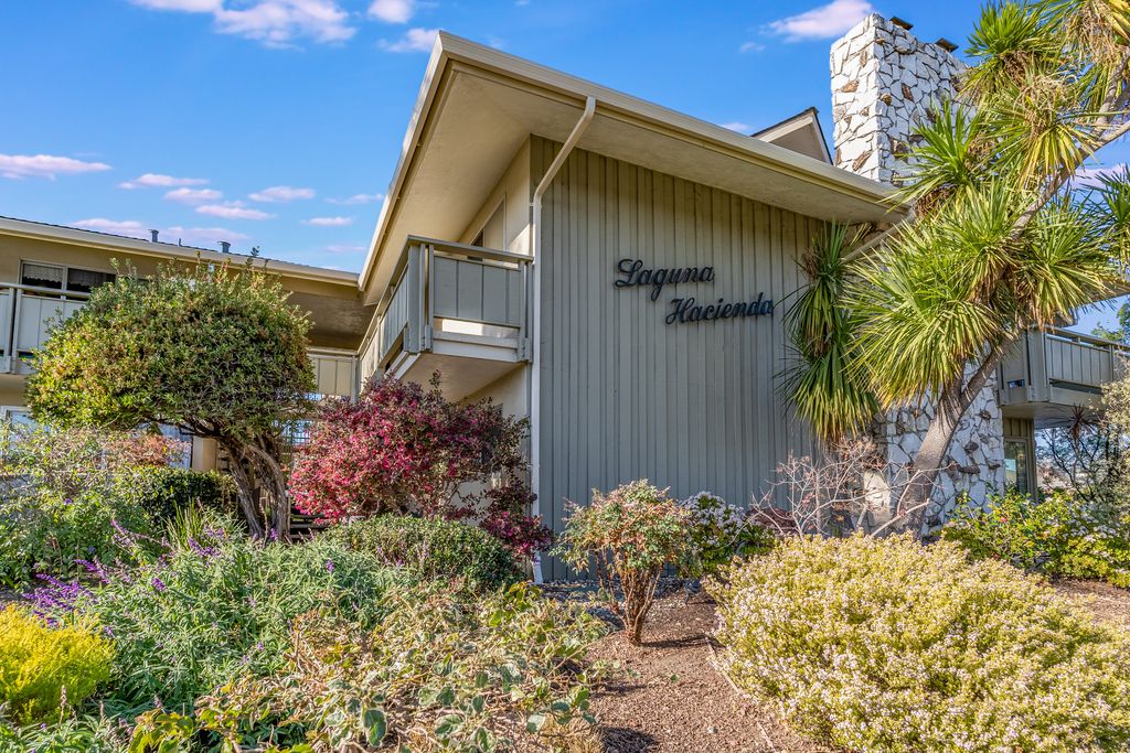 339 Broadway #213