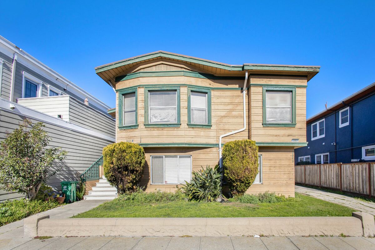 2421 Webb Ave #A