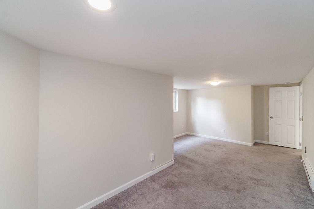 1528 Mozart Street #B