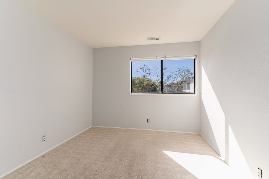 909 Ironwood Road