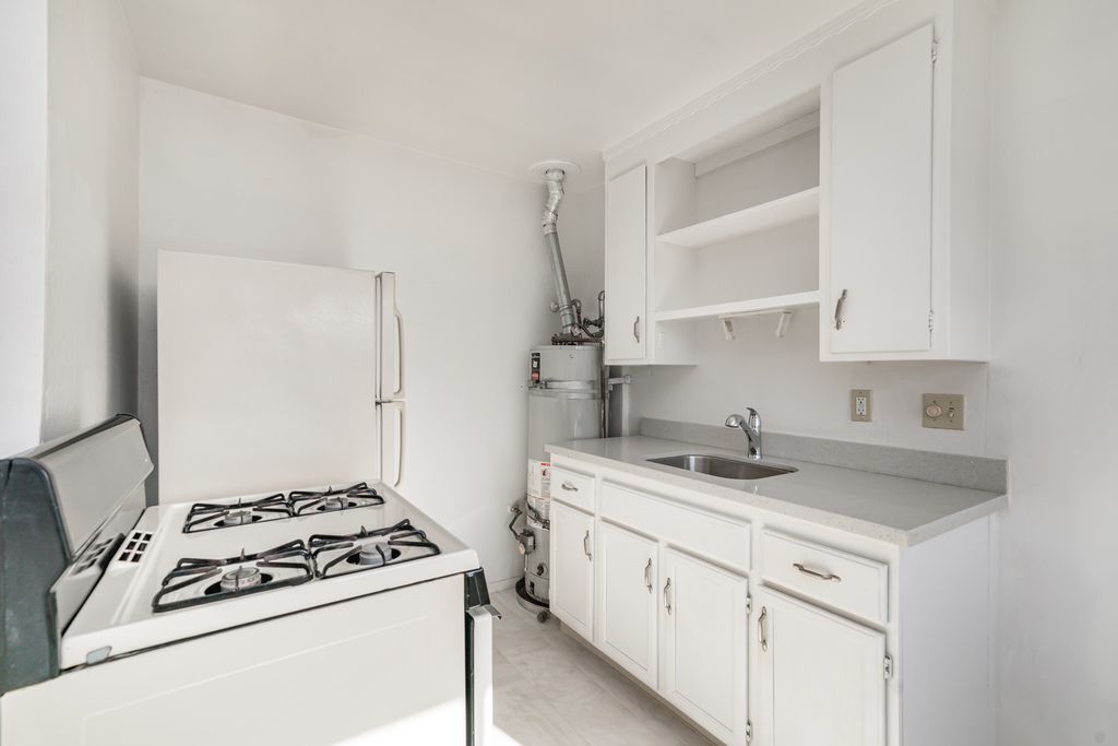 2256 Pacific Ave #H