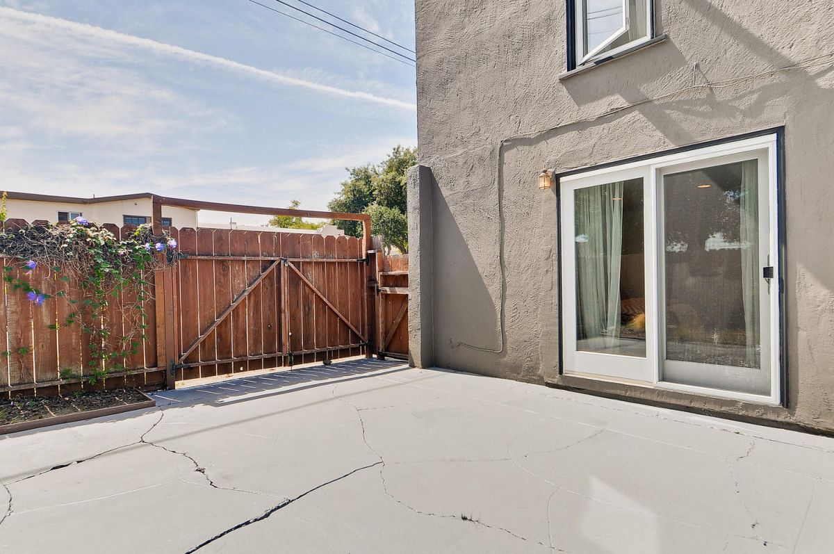1022 Mound Street