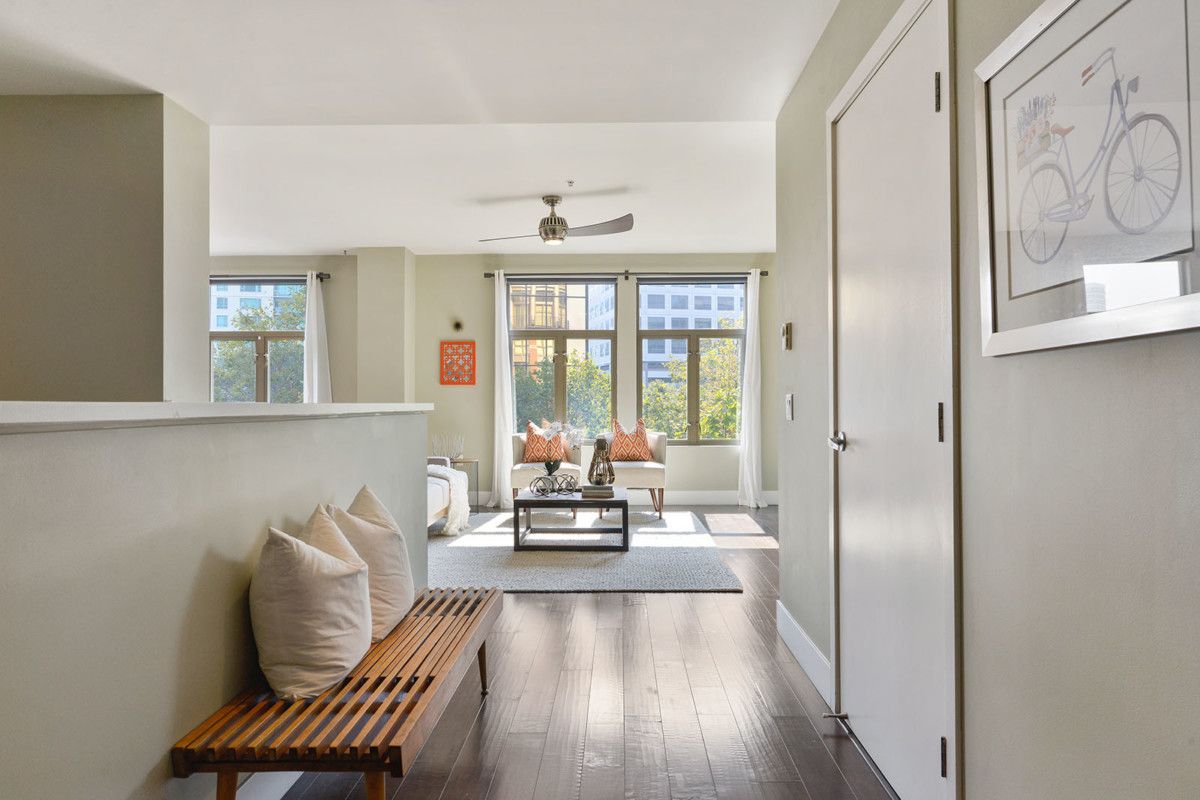 438 W Grand Avenue #419