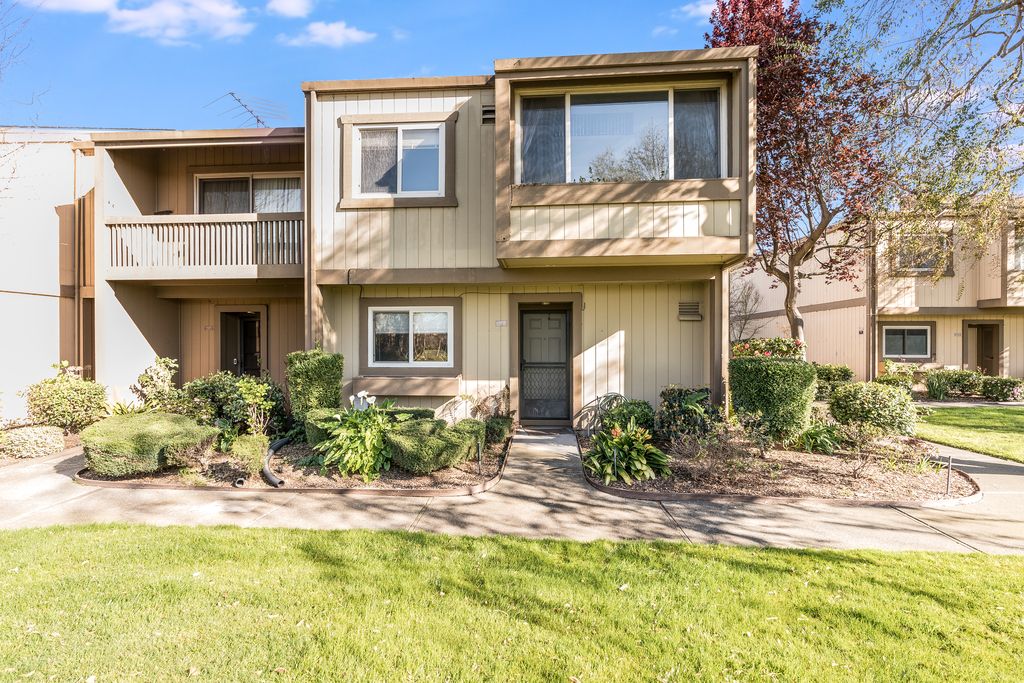 1123 Bismarck Lane 