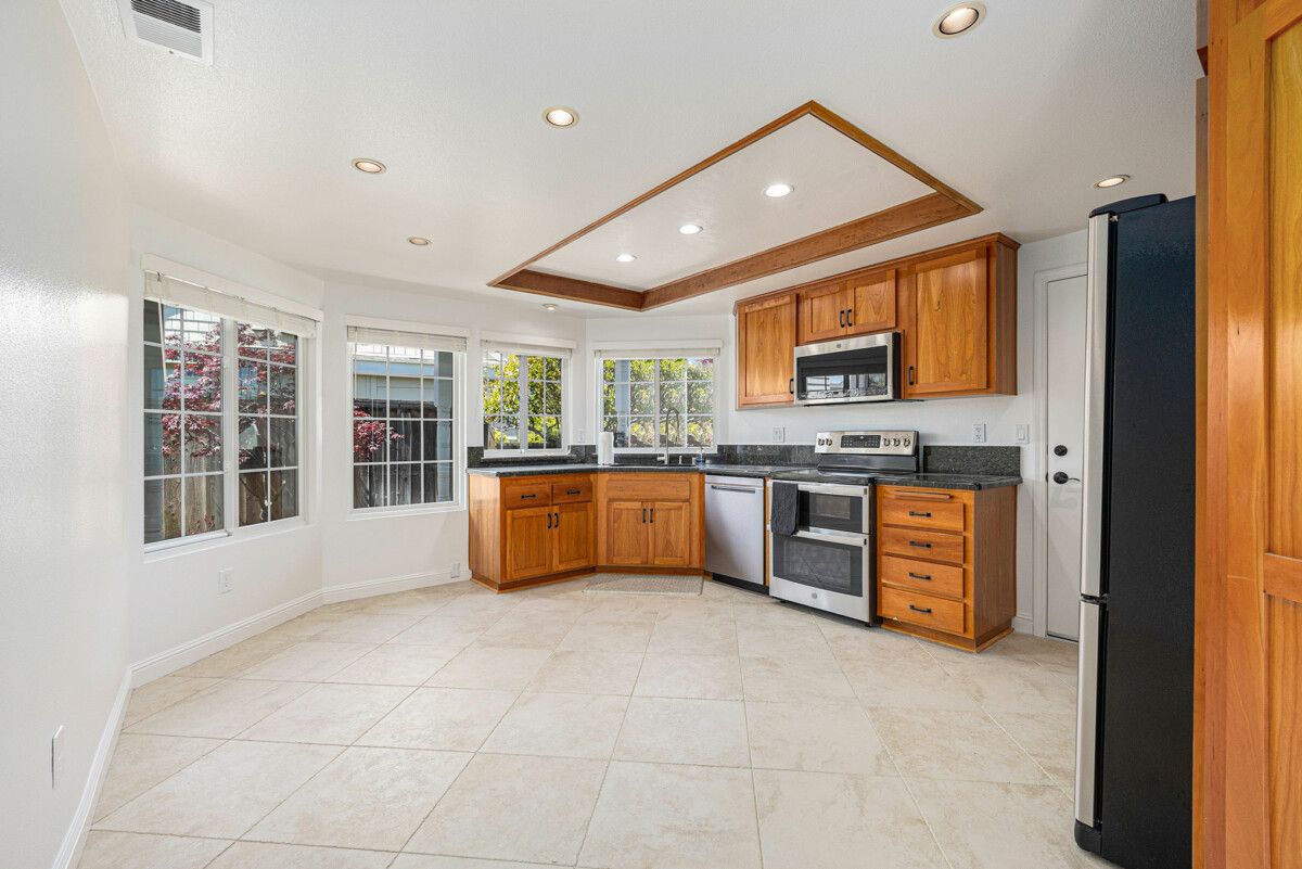 139 Weymouth Ct