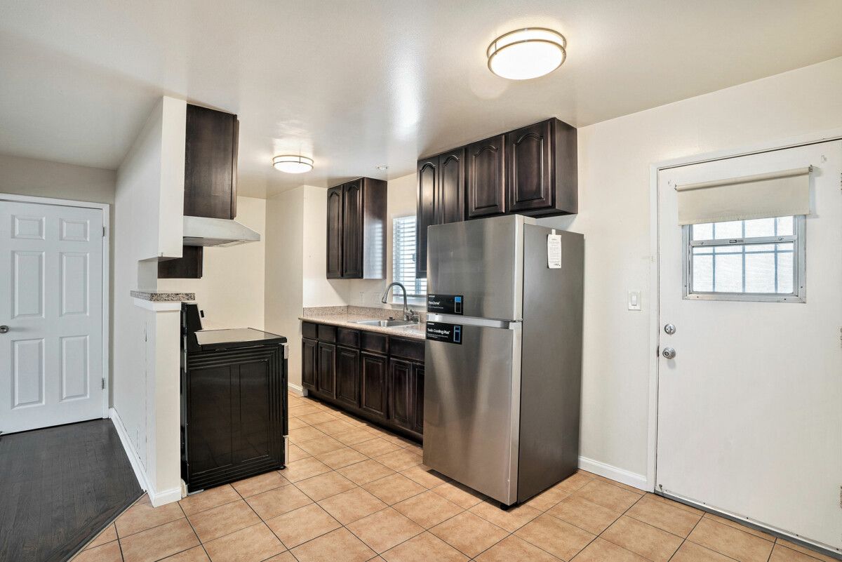 1536 9th Street #B 