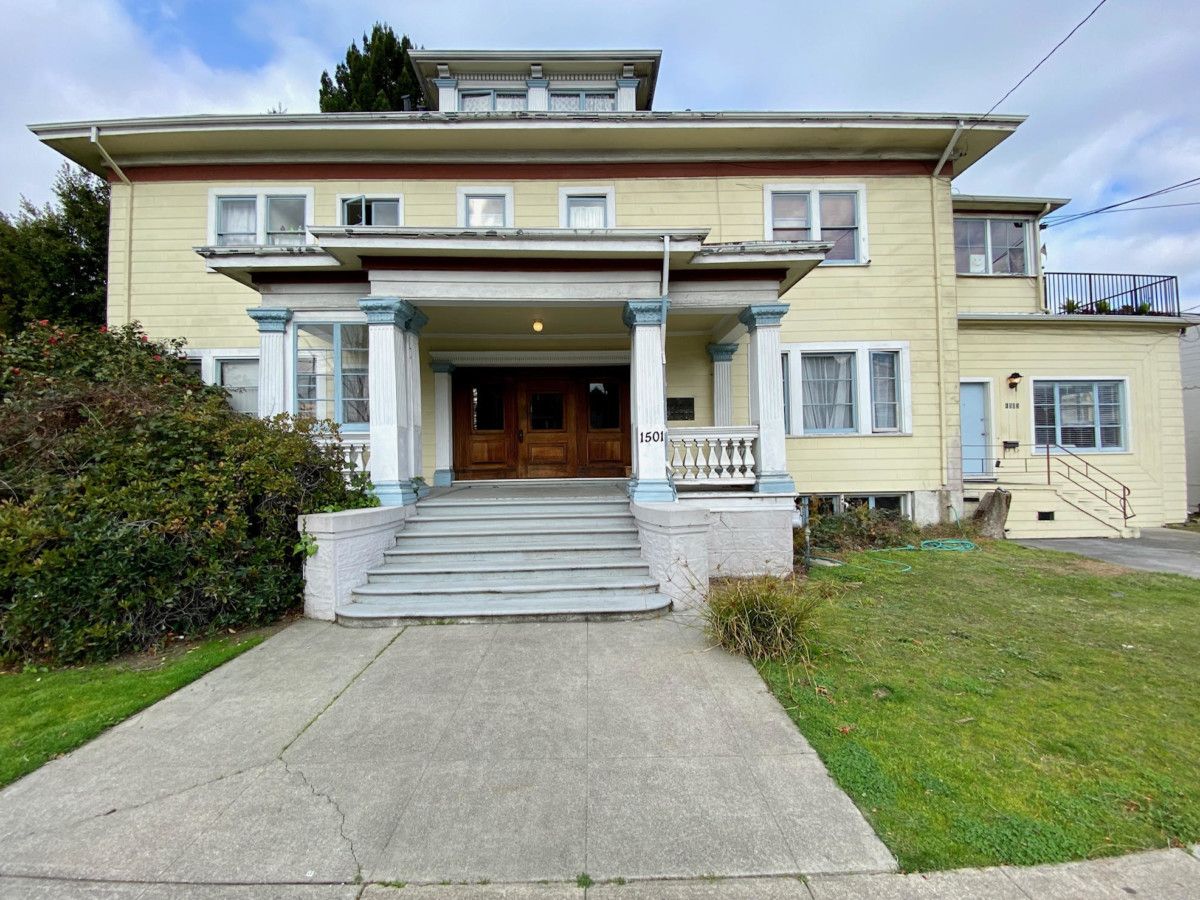 1503 Grand Avenue