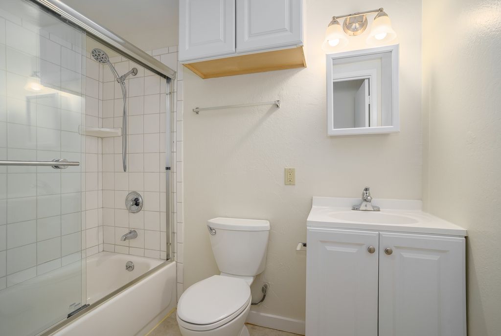1526 Verdi St. #A