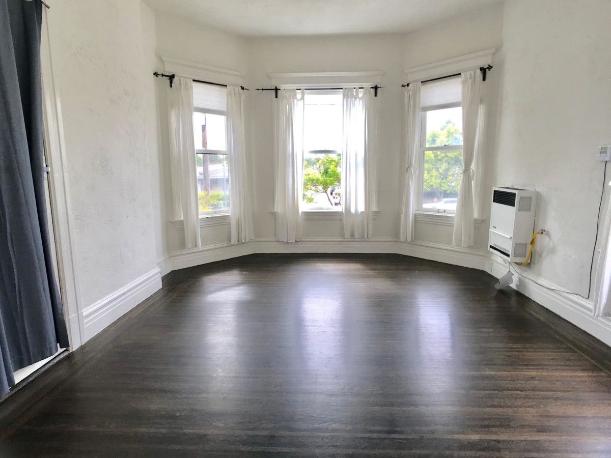 1525 Broadway #2