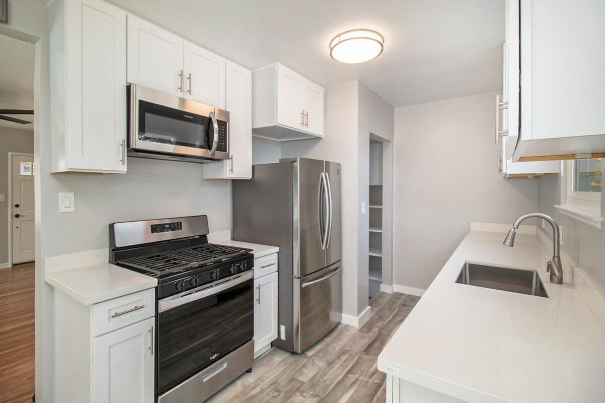 2521 Buena Vista Ave - Right duplex