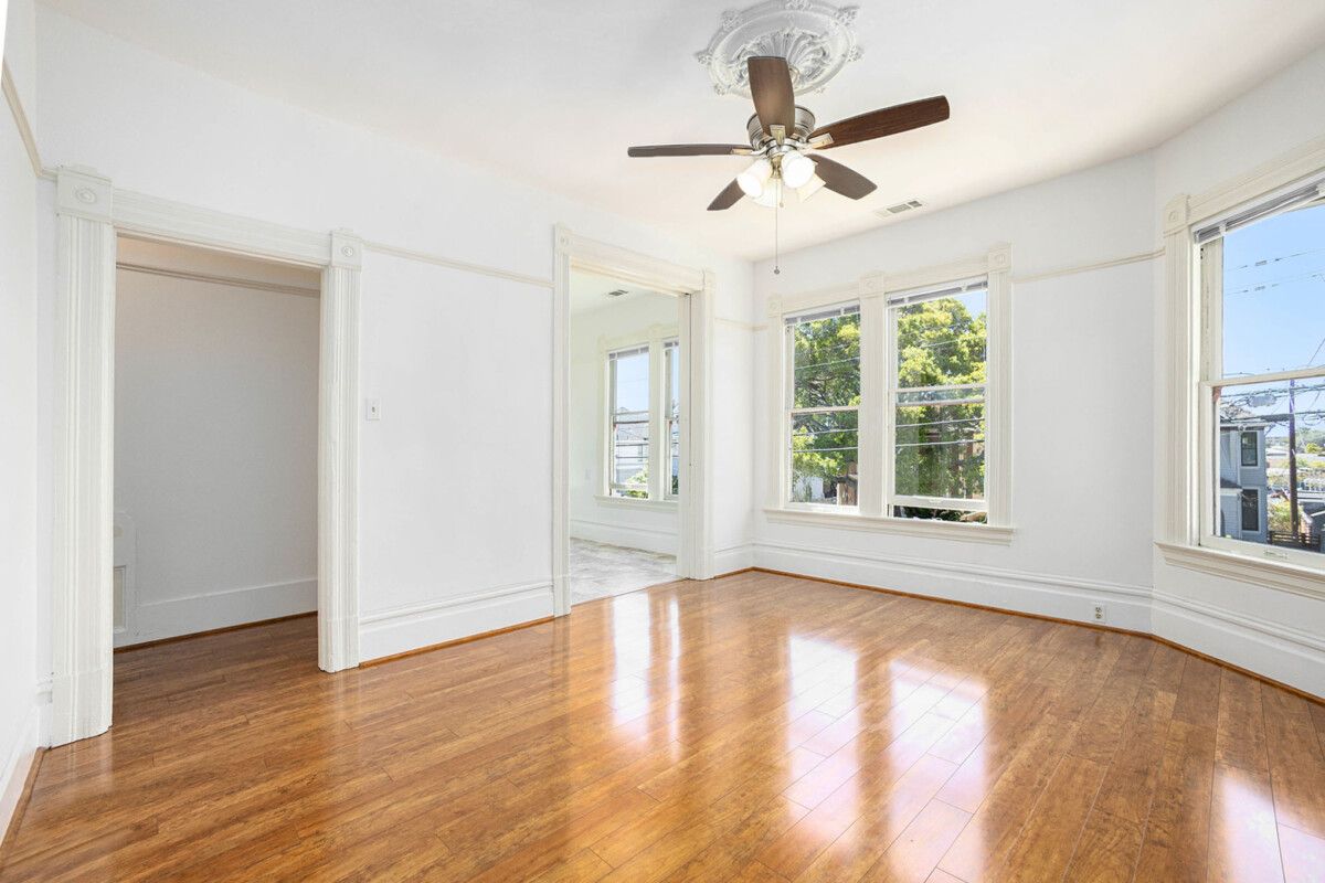 1813 Clinton Ave #B