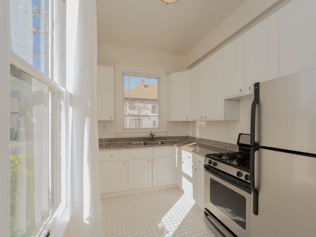 2103 Clinton Avenue #A