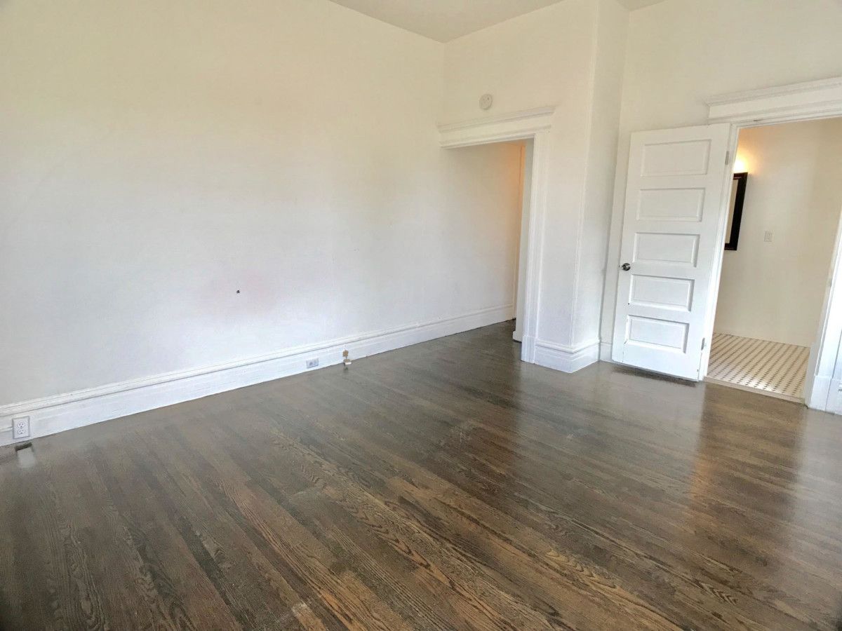 1525 Broadway #2