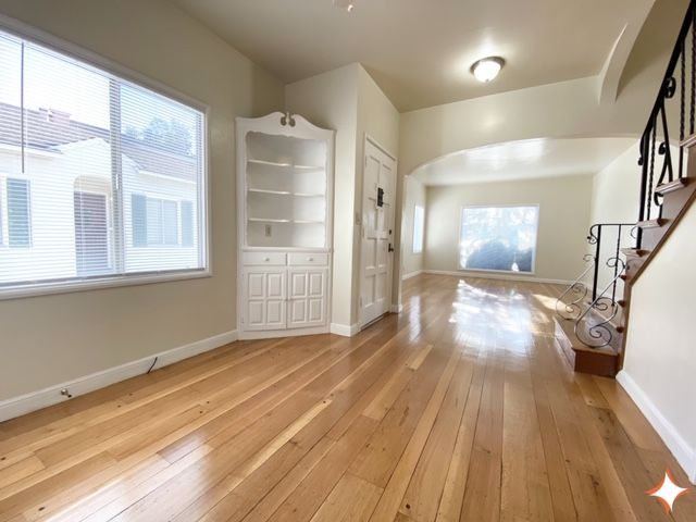 3103 Fernside Blvd