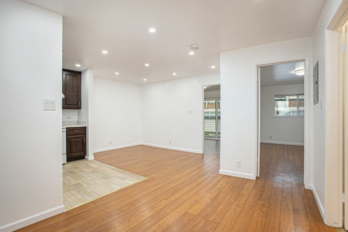 137 Montecito Ave #204