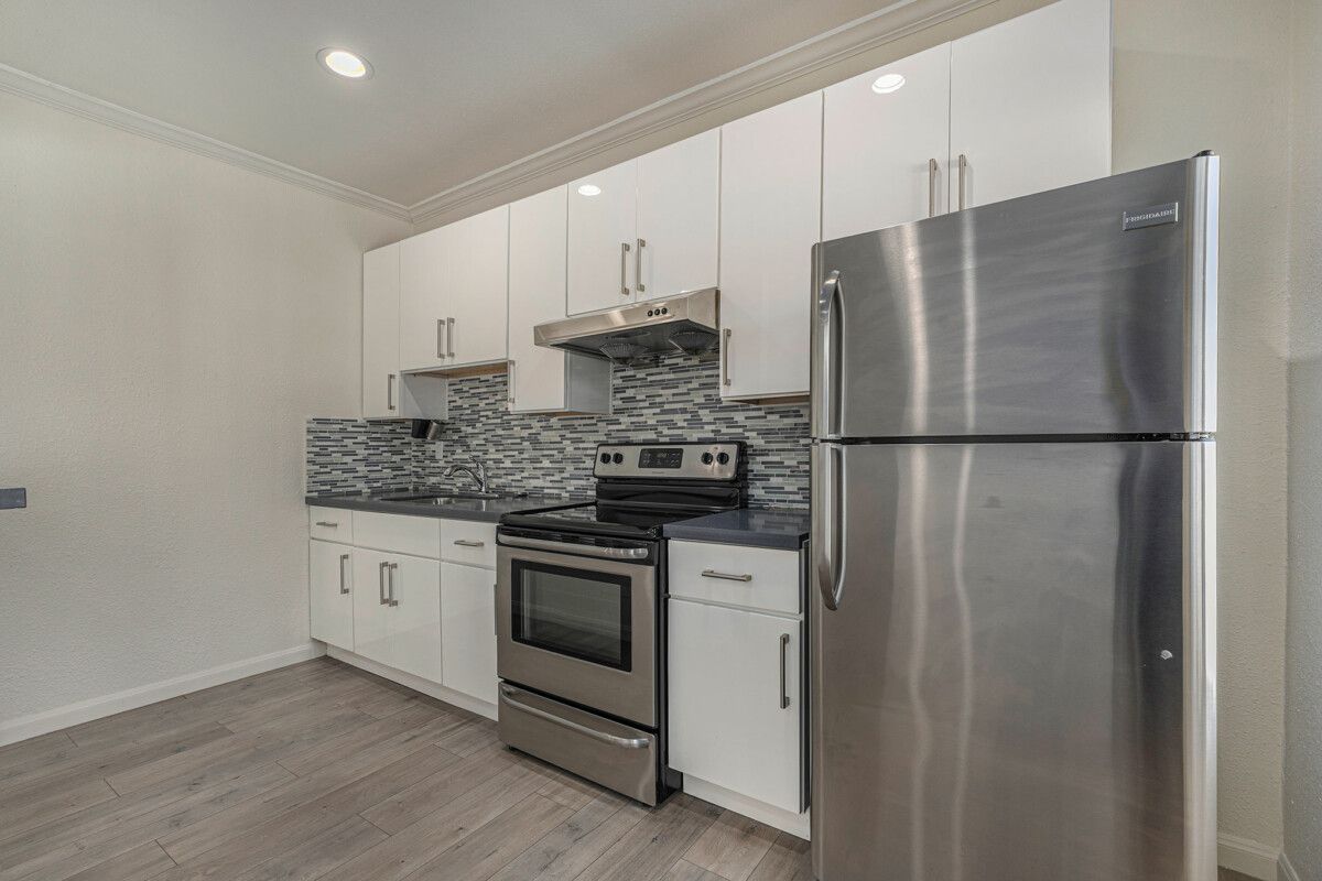 1829 6th Ave #206 