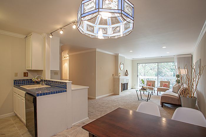 960 Shorepoint Court #204