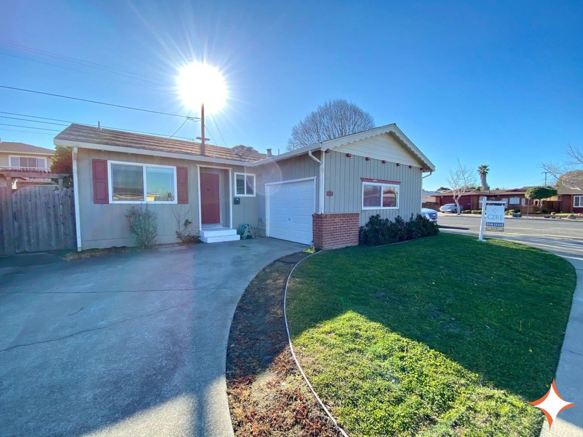 100 Dahlia Drive