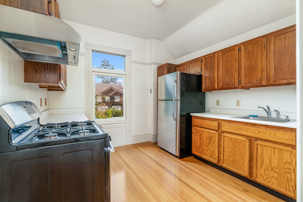 1236 Sherman Street #4