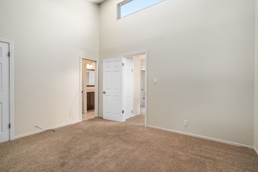3213 Phoenix Lane 