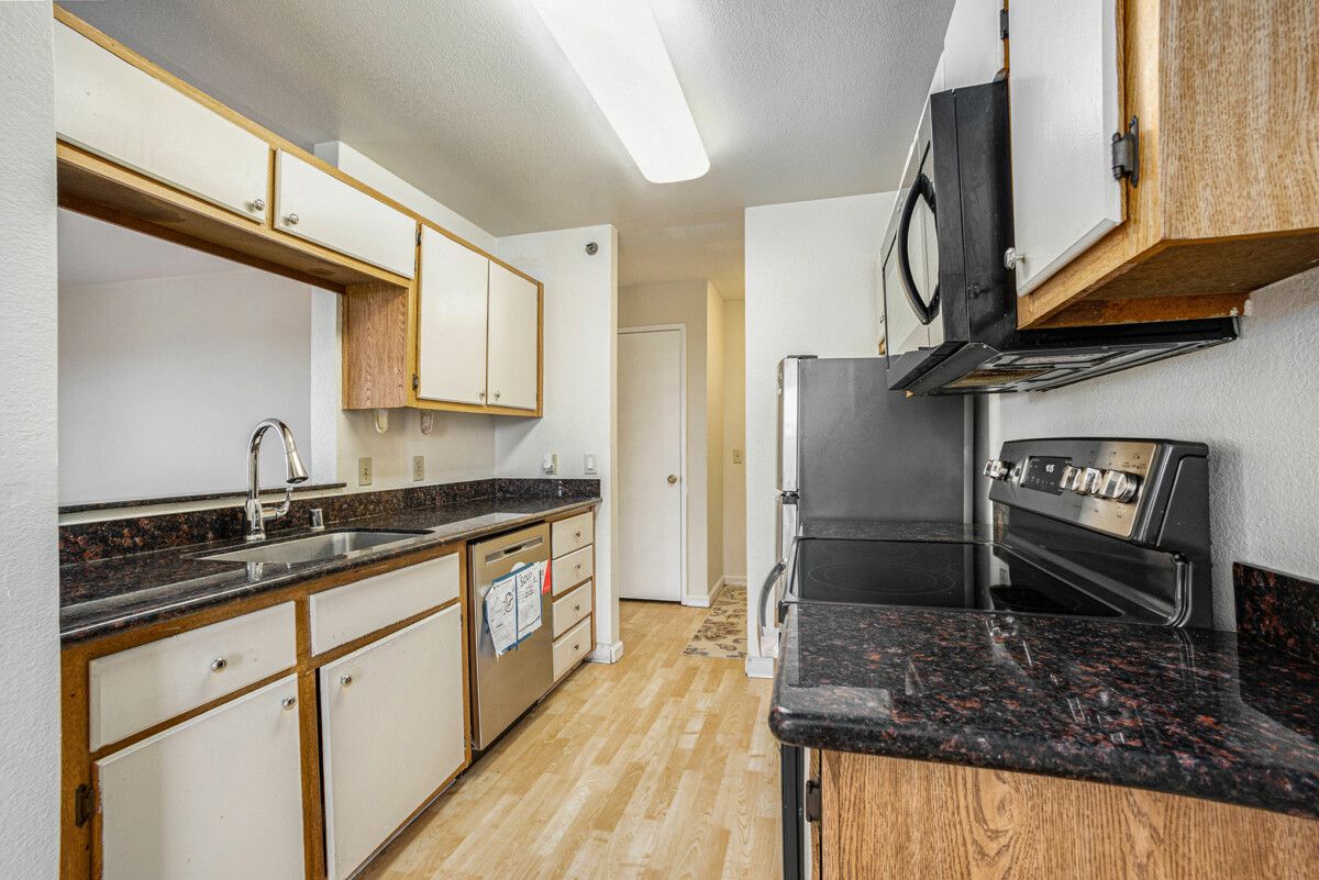 685 Dartmore Lane, #267