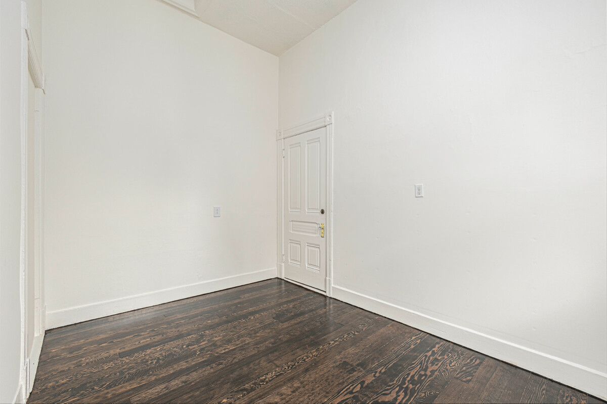 1535 Benton Street #1