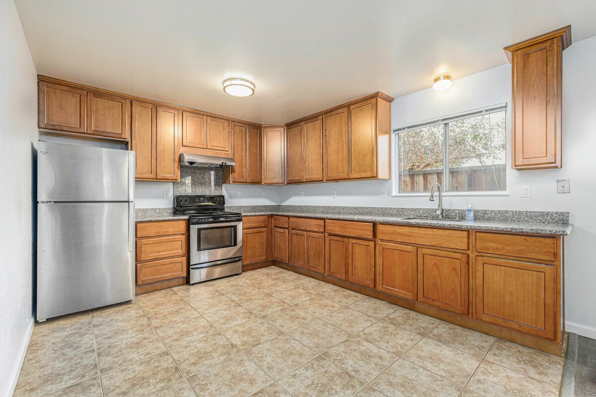 1529 Saint Charles St. #B