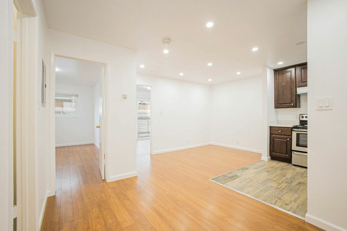 137 Montecito Ave #203 
