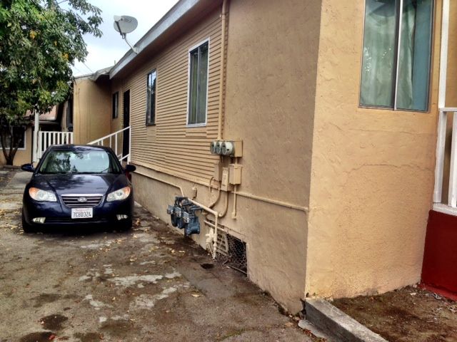 661 Clara Street