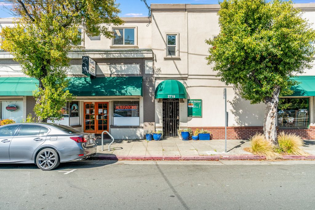2719 Encinal Ave #C