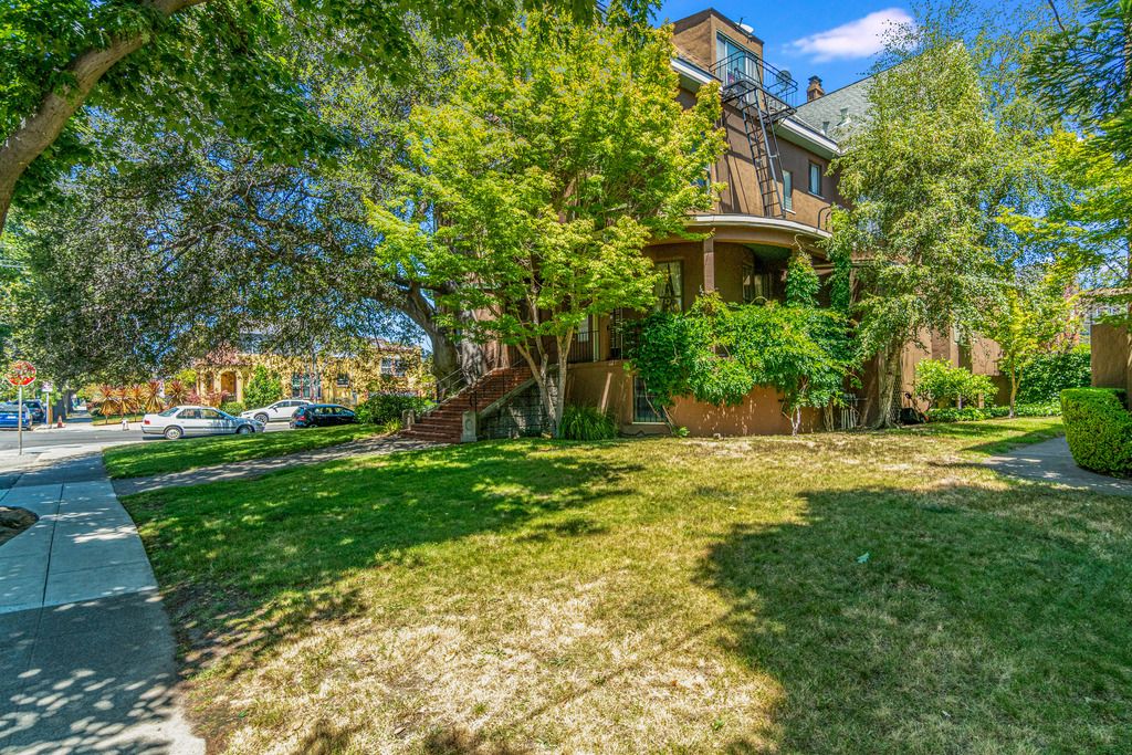 2001 Alameda Ave #4