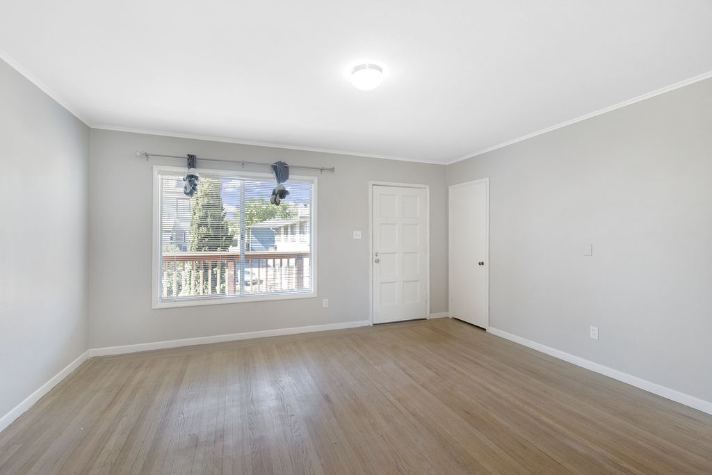 1419 Walnut Street #H
