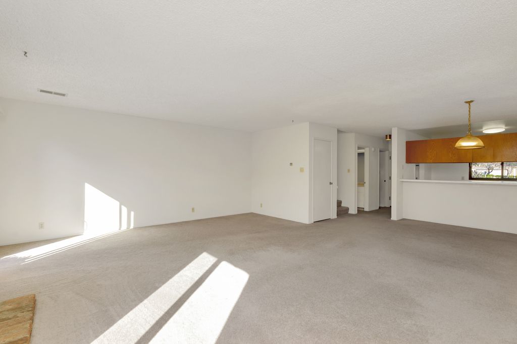 3343 Solomon Lane 