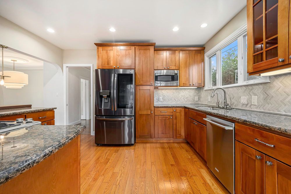 919 Del Mar Ave 