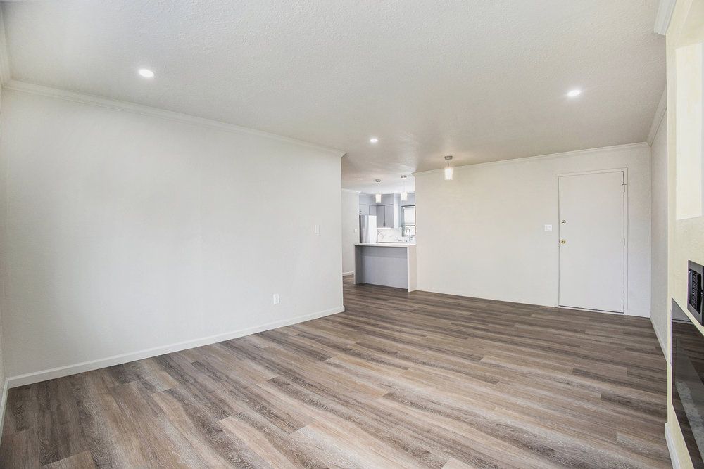 145 17th Street #401