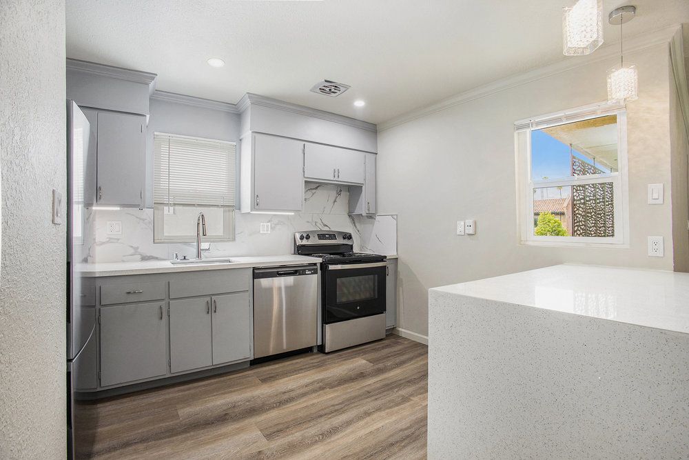 145 17th Street #401