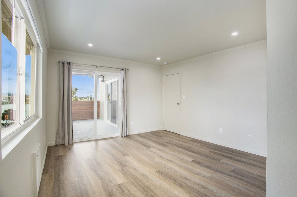 145 17th Street #401