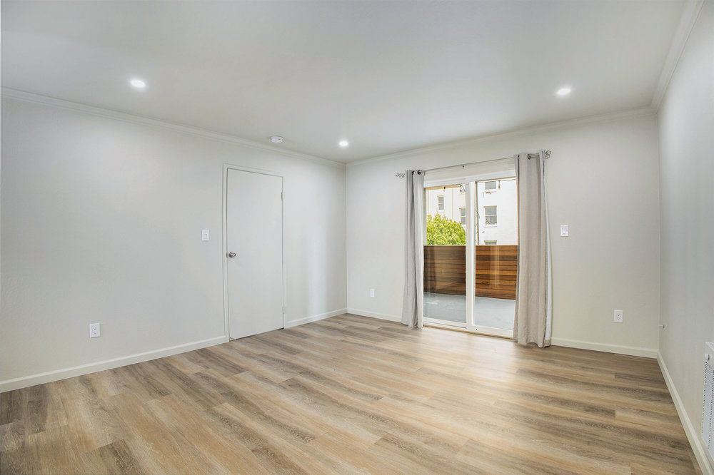 145 17th Street #401