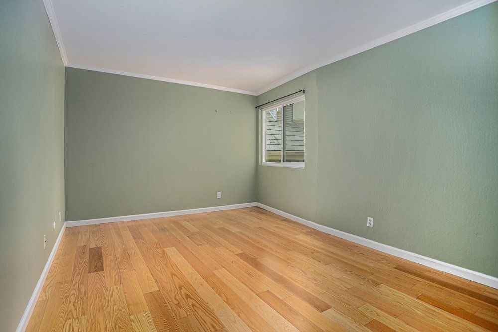 370 Santa Clara Ave #1