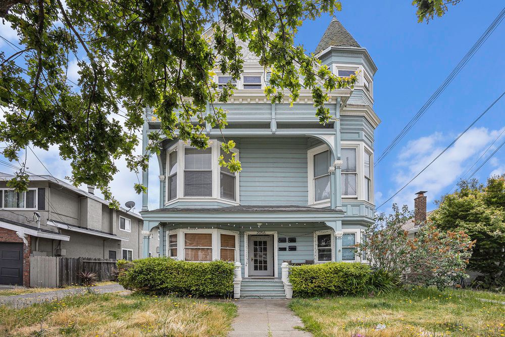 2056 Encinal Ave #2