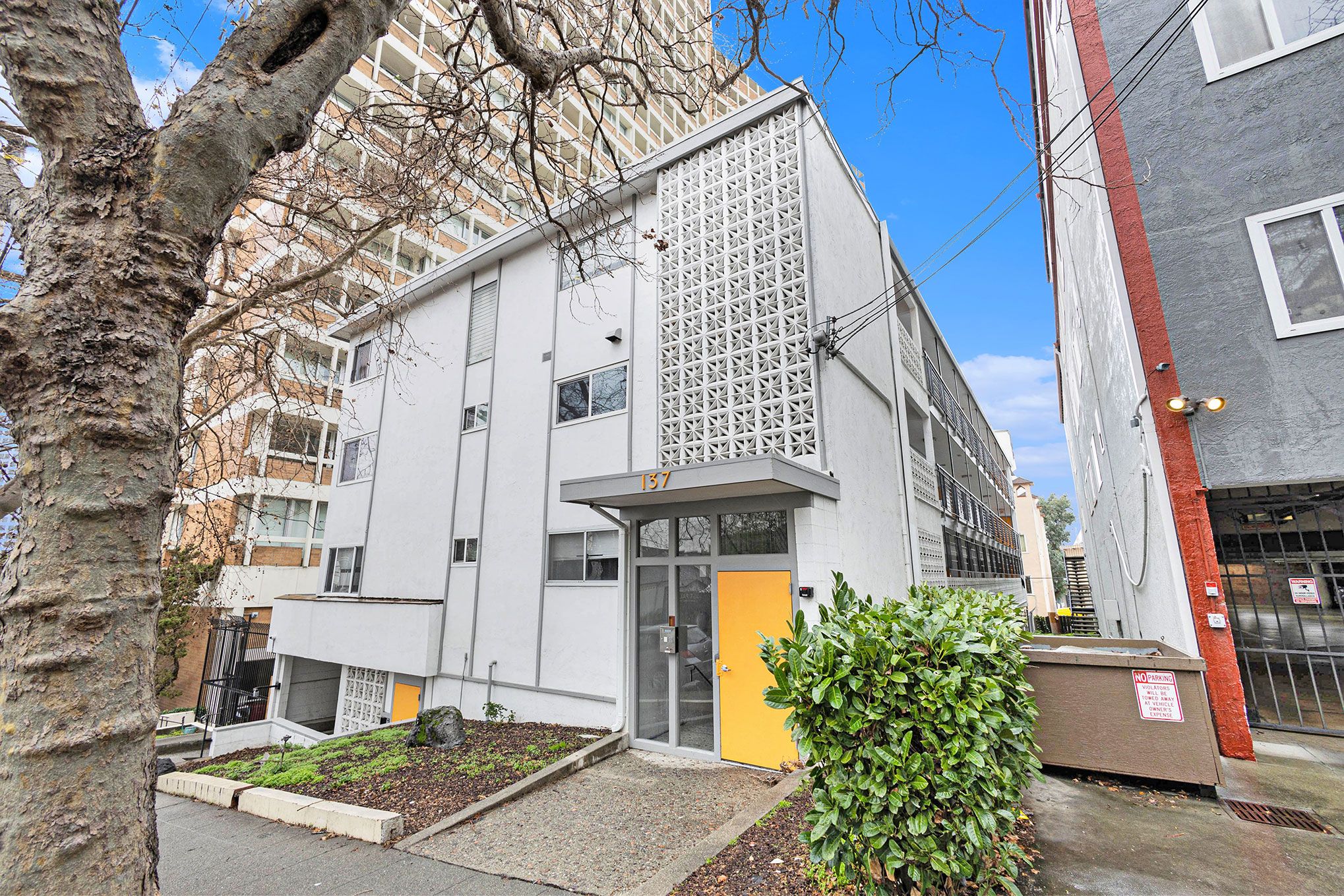 137 Montecito Ave #303