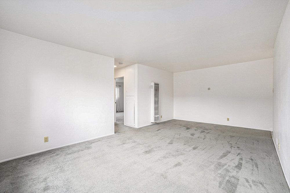 2942 Delaware Street, #D