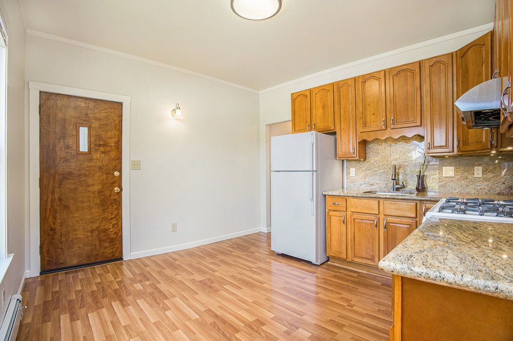 2229 San Jose Ave #B