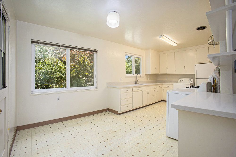 610 Santa Clara Ave #C