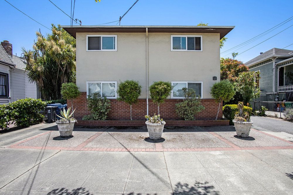 610 Santa Clara Ave #C