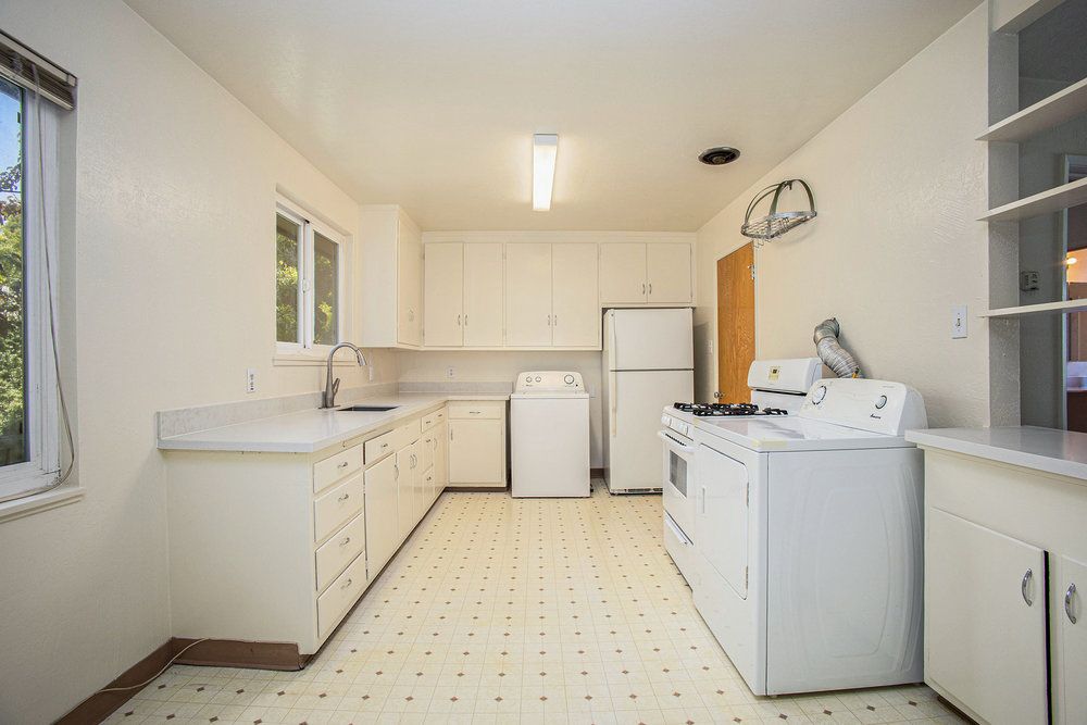 610 Santa Clara Ave #C